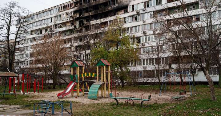 US push for Russia-Ukraine peace deal gains momentum as attacks on Kyiv kill 7