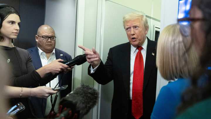 Trump says he 'won't be extorted' by Democrats, shuns negotiations as shutdown drags on