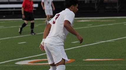 Willamette soccer player wins boys Athlete of the Week