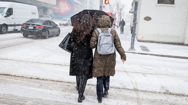 GTA residents warned poor visibility, icy conditions possible as bad weather hits Thursday