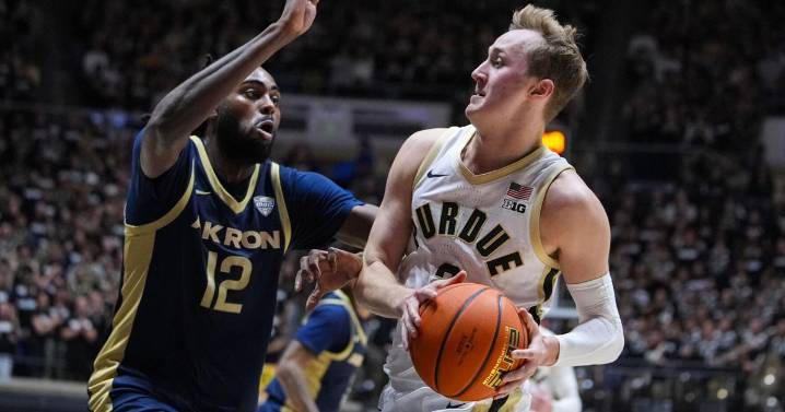 Offensive juggernaut Purdue rolls past Akron
