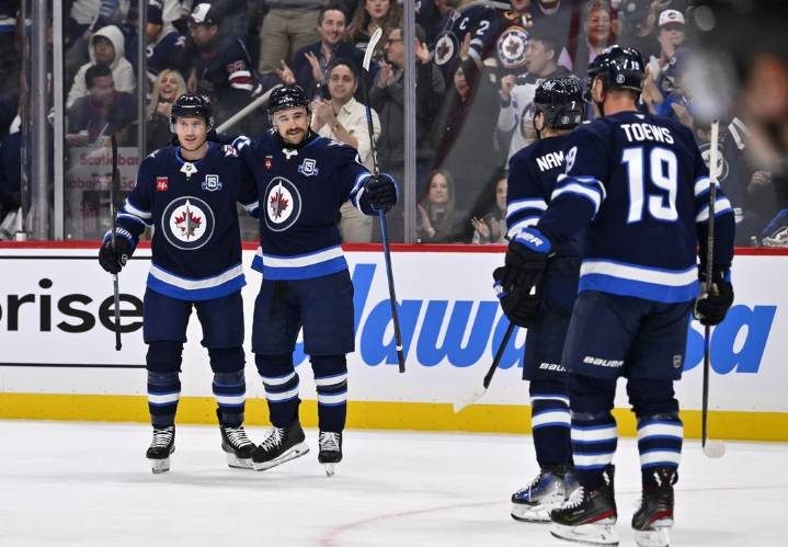 Scheifele helps Jets soar past Blue Jackets 5