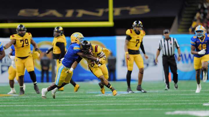 Southern football escapes with win over Grambling in Bayou Classic.