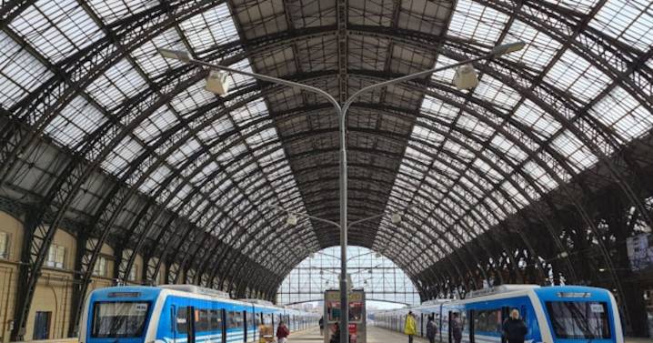 El Gobierno lanza la compra de 43 trenes nuevos: a qué líneas beneficiará