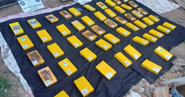 Golpe al narcotráfico en Rosario: 13 detenidos, drogas y armas incautadas
