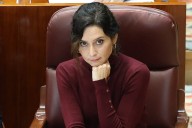 Tras su indisposición en la Almudena, Ayuso no acude al acto de bienvenida de la NFL: "Aún no está al 100 por 100"