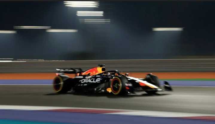Verstappen capitaliza error estratégico de McLaren y aprieta la lucha por el título en Qatar