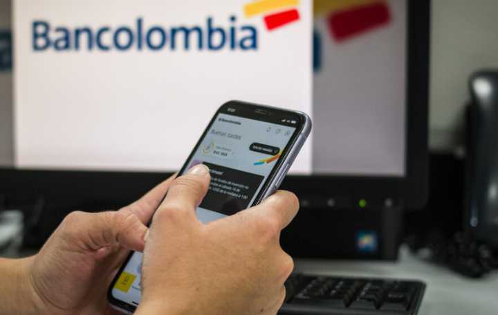 Multan a Bancolombia por caída de su plataforma en junio de 2024