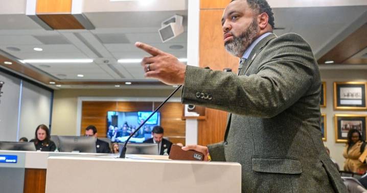 Baton Rouge council fight stalls Plank Road taxing district