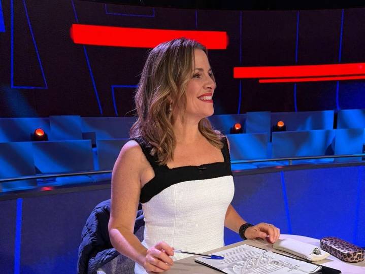 TVN revela el diagnóstico de Monserrat Álvarez tras sufrir descompensación en plena cobertura de las elecciones