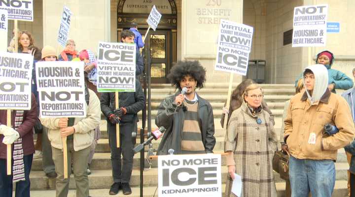 Advocates speak out against ICE detentions outside courts, call for virtual hearings