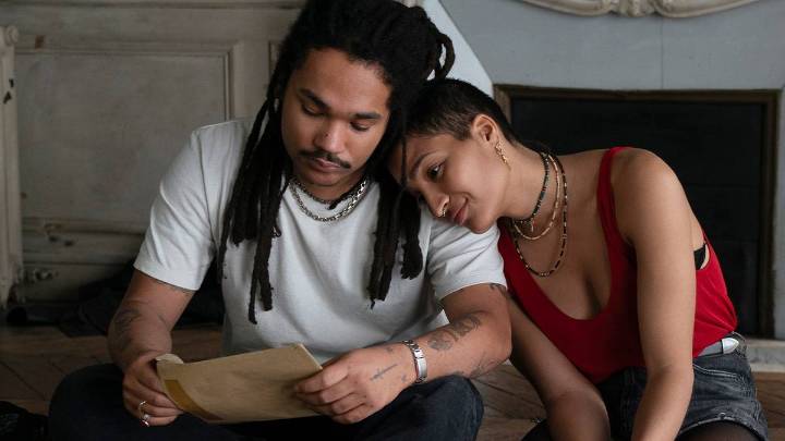 Adam Driver and Mayim Bialik Embrace Uncomfortable Family Dynamics in New ‘Father Mother Sister Brother’ Image [Exclusive]