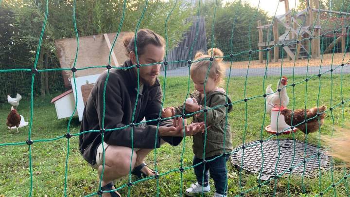 «¡Estáte conmigo!»