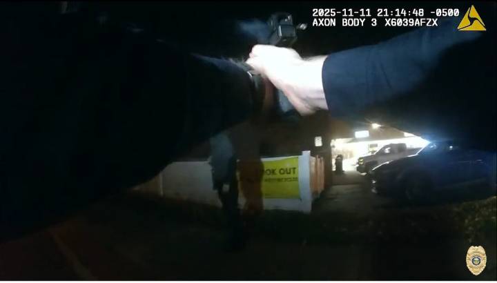 Akron officer shot suspect within 25 seconds of encounter, video shows
