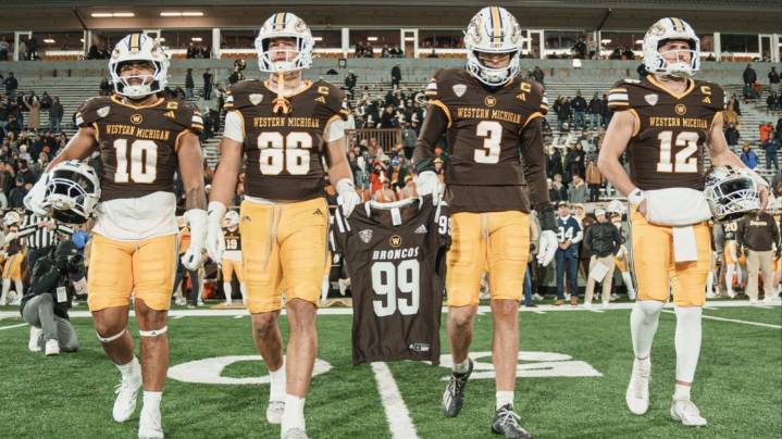 How Western Michigan University paid tribute to Marshawn Kneeland at Tuesday night's game