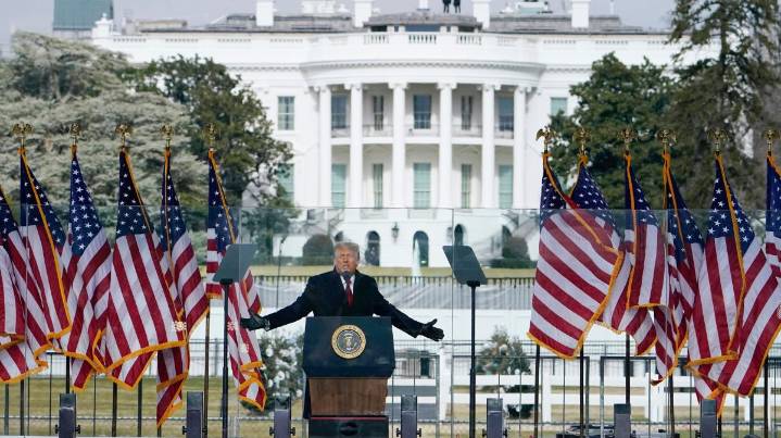 Casa Blanca: “los demócratas se arrepentirán de esto”, tras votación por archivos Epstein