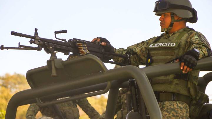 Aseguran Laboratorio Clandestino de Drogas en Sinaloa; Dan Golpe a Criminales de más De 2 mmdp