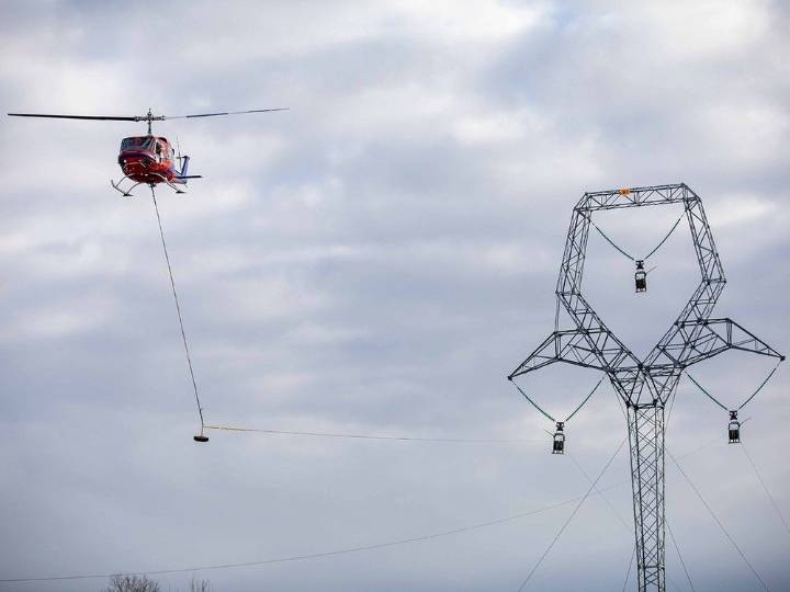 PM adds Ksi Lisims LNG and North Coast power line to major projects list