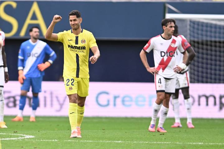 Un Villarreal majestuoso golea al Rayo y se coloca segundo en la Liga