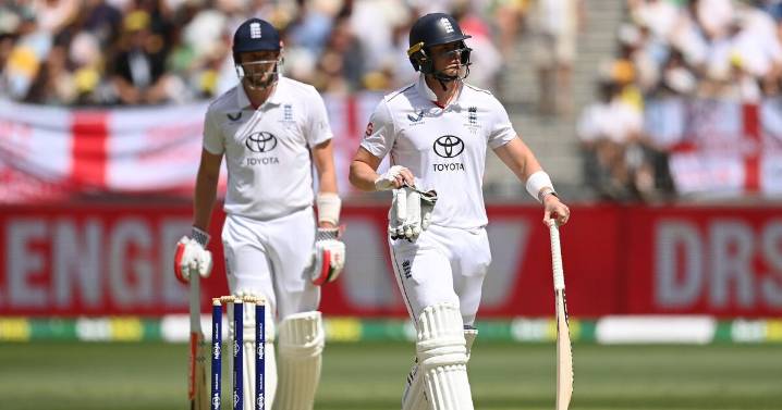 England get immediate new verdict on controversial Ashes dismissal 