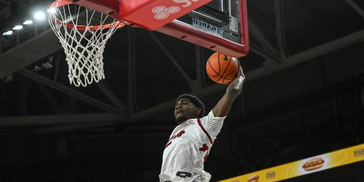 Ewin scores 21 as No. 21 Arkansas routs Jackson State for highest point total since 2015