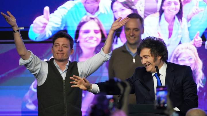 Milei se reúne en Casa Rosada con los diputados electos de La Libertad Avanza El encuentro comenzará a las 13 y girará en torno las leyes de reforma que el Gobierno buscará impulsar en las próximas se