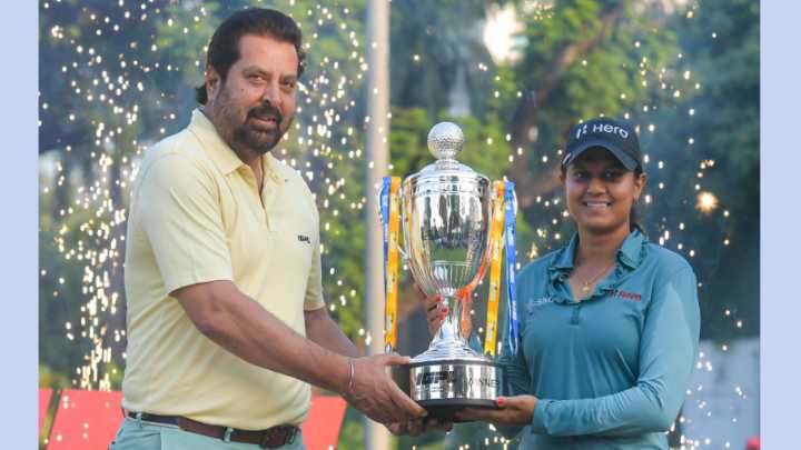 Pranavi creates history by beating the men and winning IGPL Mumbai