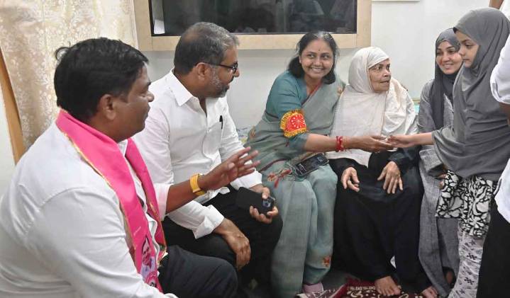 AIMIM faces backlash over support to Congress in Jubilee Hills by