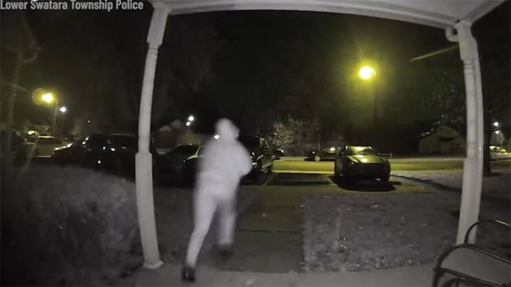 'Serious consequences': Police issue warnings about 'door kick challenge' on social media