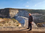 AMLO podría dejar el encierro para presentar su nuevo libro, en enero