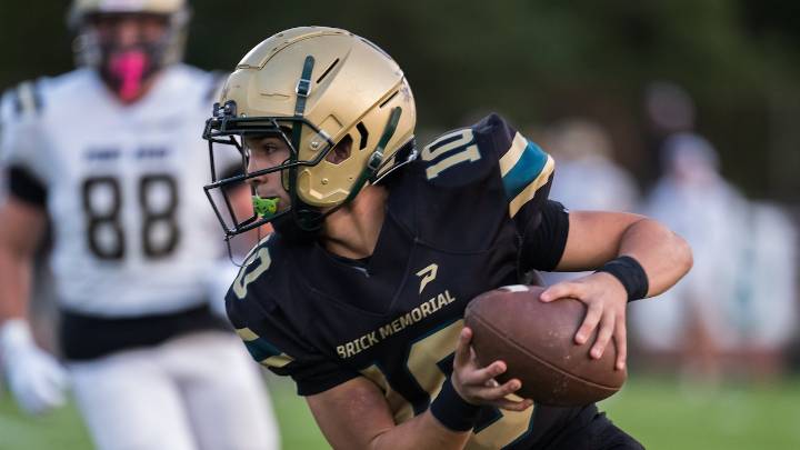 Run game propels Brick Memorial to win over Steinert in CJG4 semis