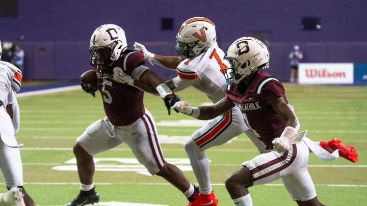 Dowling Catholic beats Valley in Iowa high school football semifinals