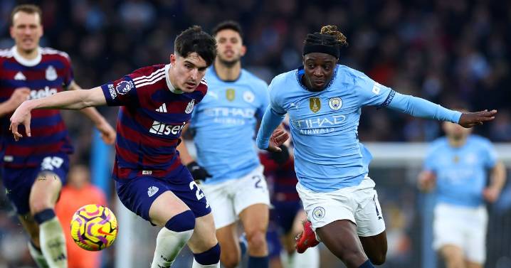Tino Livramento transfer concern expressed as Newcastle United star still Man City target