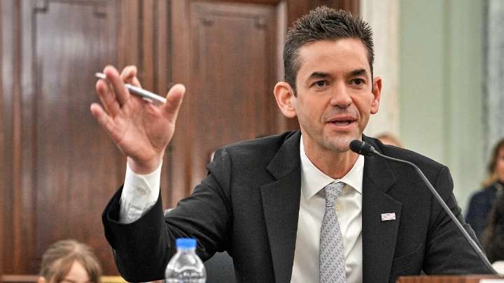 Trump's Nasa chief nominee faces budget cuts, layoffs, and a shutdown