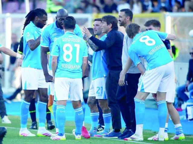 Inter go top of Serie A after Napoli slip