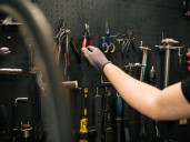 Minorista de la construcción, de gran trayectoria, se declara en bancarrota y cierra todos sus comercios tras 65 años