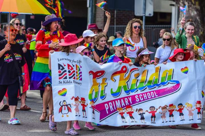 Cuatro de cada cinco países no protegen a los menores LGTBIQ+ ante el acoso escolar