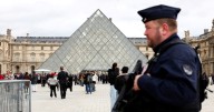 Louvre cierra famosa galería por ‘fragilidad estructural’; analiza riesgos de seguridad