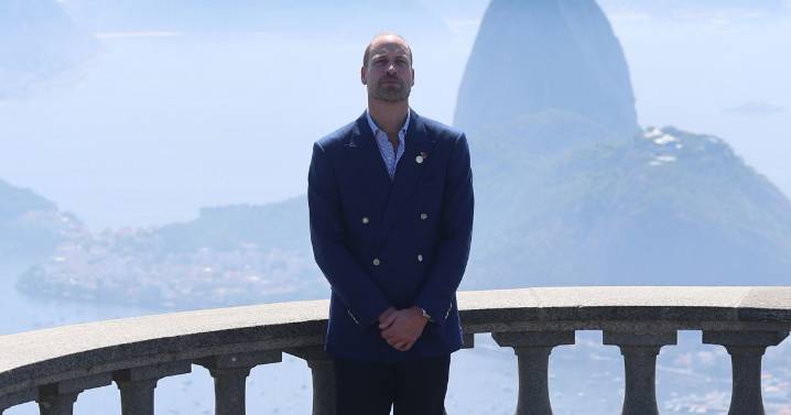 Prince William recreates incredible Princess Diana moment on moving visit