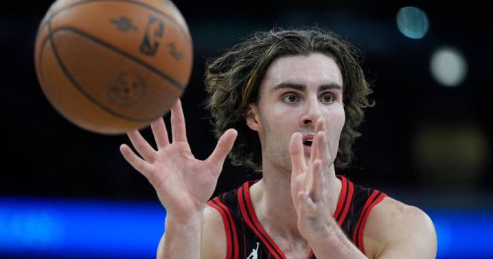 Giddey, Vucevic lead Bulls past Knicks 135-125 and a 5-0 start, their best in 29 years.