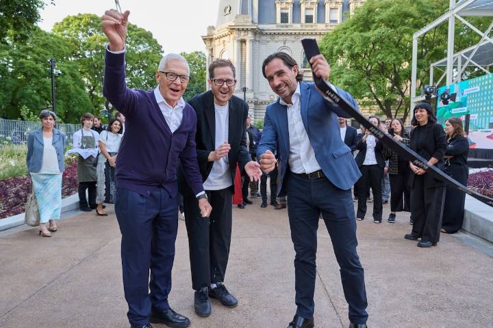 Con esculturas interactivas. Costantini inauguró una torre de lujo de US$90 millones de inversión en un "nuevo barrio porteño”