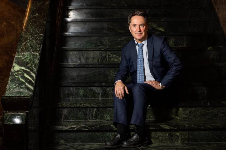 Juan Ignacio Cirac, físico: “Es difícil saber qué puede hacer un ordenador cuántico sin un ordenador cuántico”