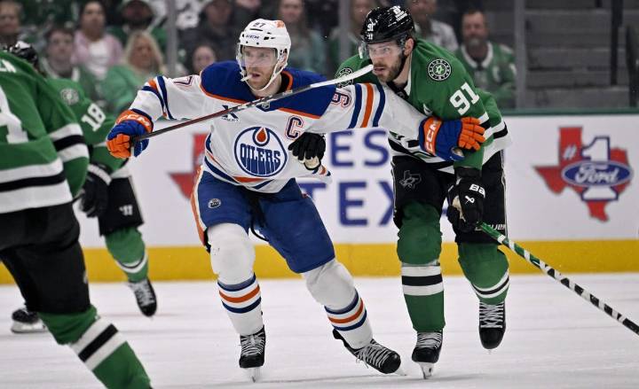 Are the Edmonton Oilers overplaying Connor McDavid?