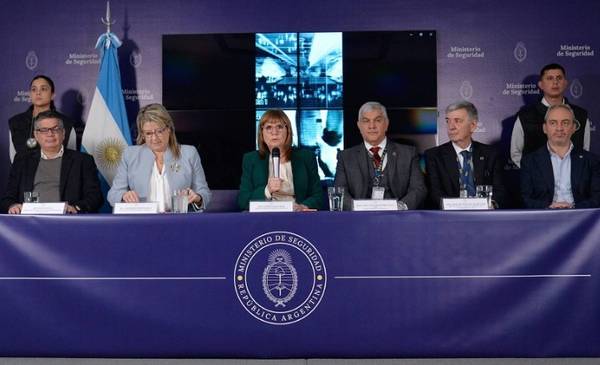 Bullrich presentó el nuevo programa de ingreso a la Policía Federal