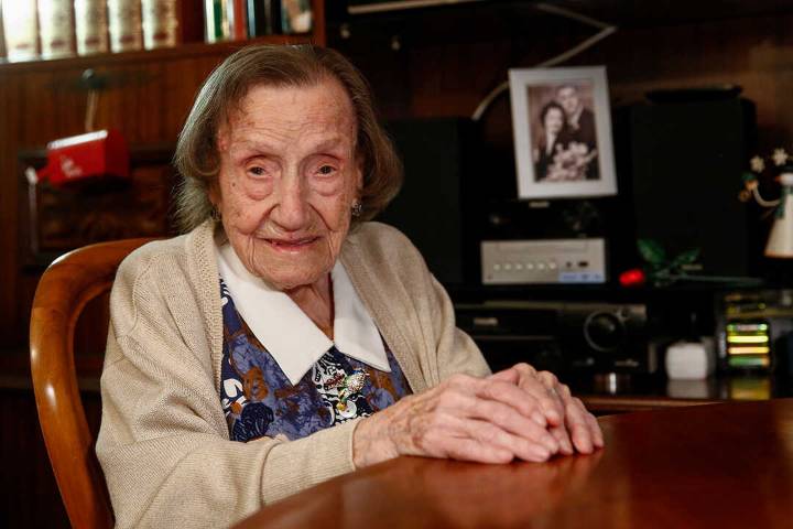 Muere a los 112 años Angelina Torres, la mujer más longeva que vio crecer la Sagrada Familia