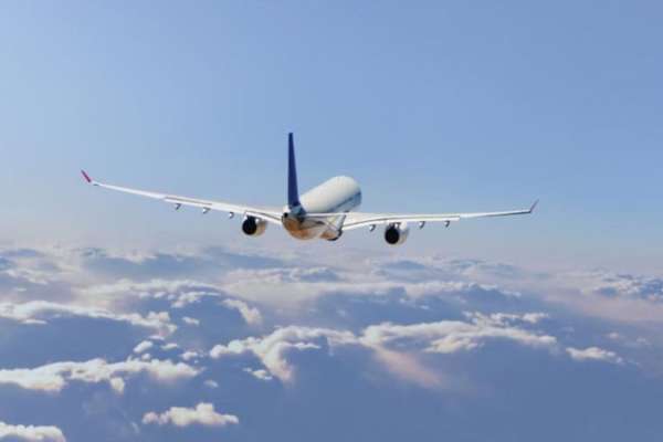 Venezuela podría suspender derechos de tráfico a aerolíneas que no retomen vuelos en 48 horas, indica IATA