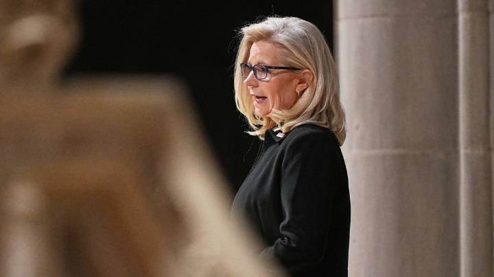 Liz Cheney Takes A Swipe At Trump In Father's Eulogy