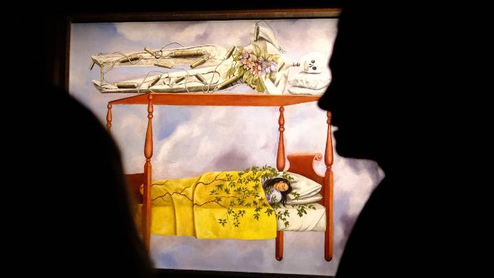 Obra de Frida Kahlo marca récord en subasta para una mujer y un artista latinoamericano