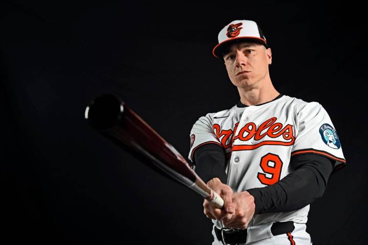 Orioles' Tyler O'Neill opts in; Jorge Mateo's option declined