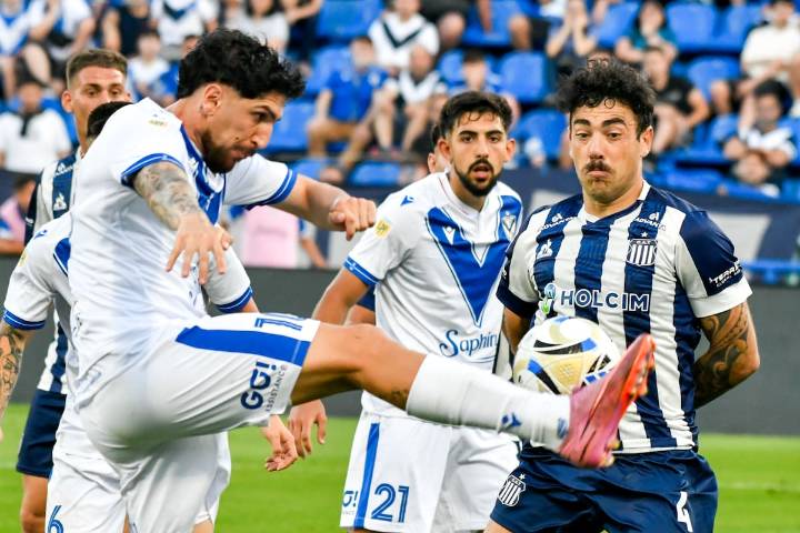 ¿De salvarse del descenso a Colo Colo? Matías Catalán vuelve a estar en la órbita del “Cacique”